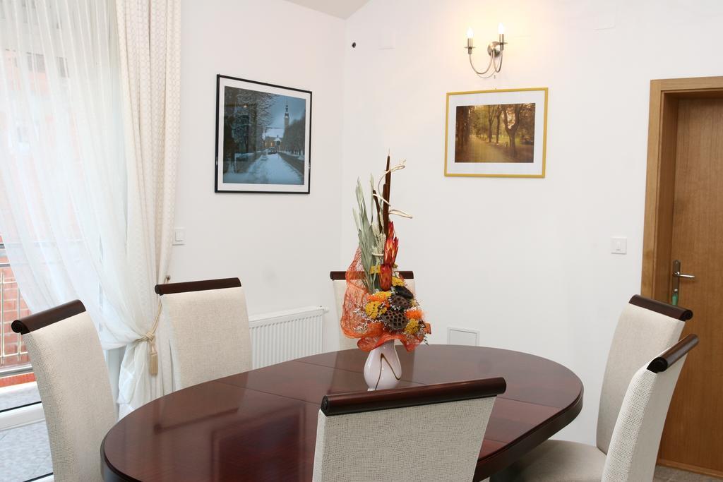 Apartmani Marbis コプリヴィニツァ エクステリア 写真
